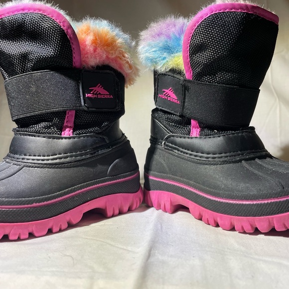 Rainbow High Sierra kids winter boots sz 5 cute - Picture 5 of 5